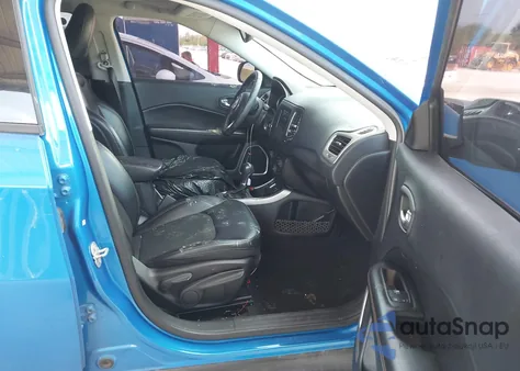 2020 Jeep Compass Sun And Safety Fwd z USA, uszkodzony, nr VIN 3C4NJCBB3LT258720